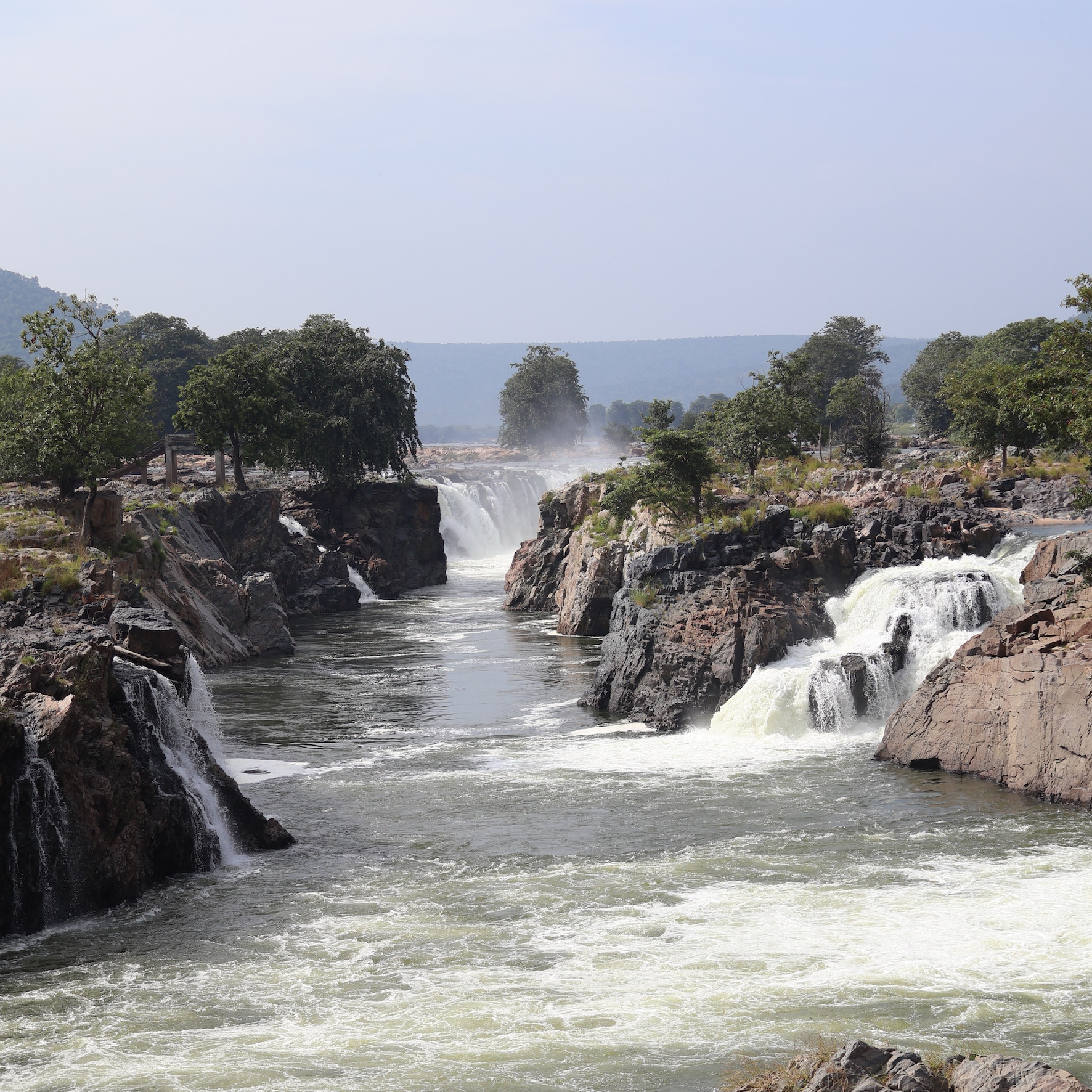 Hogenakkal Falls